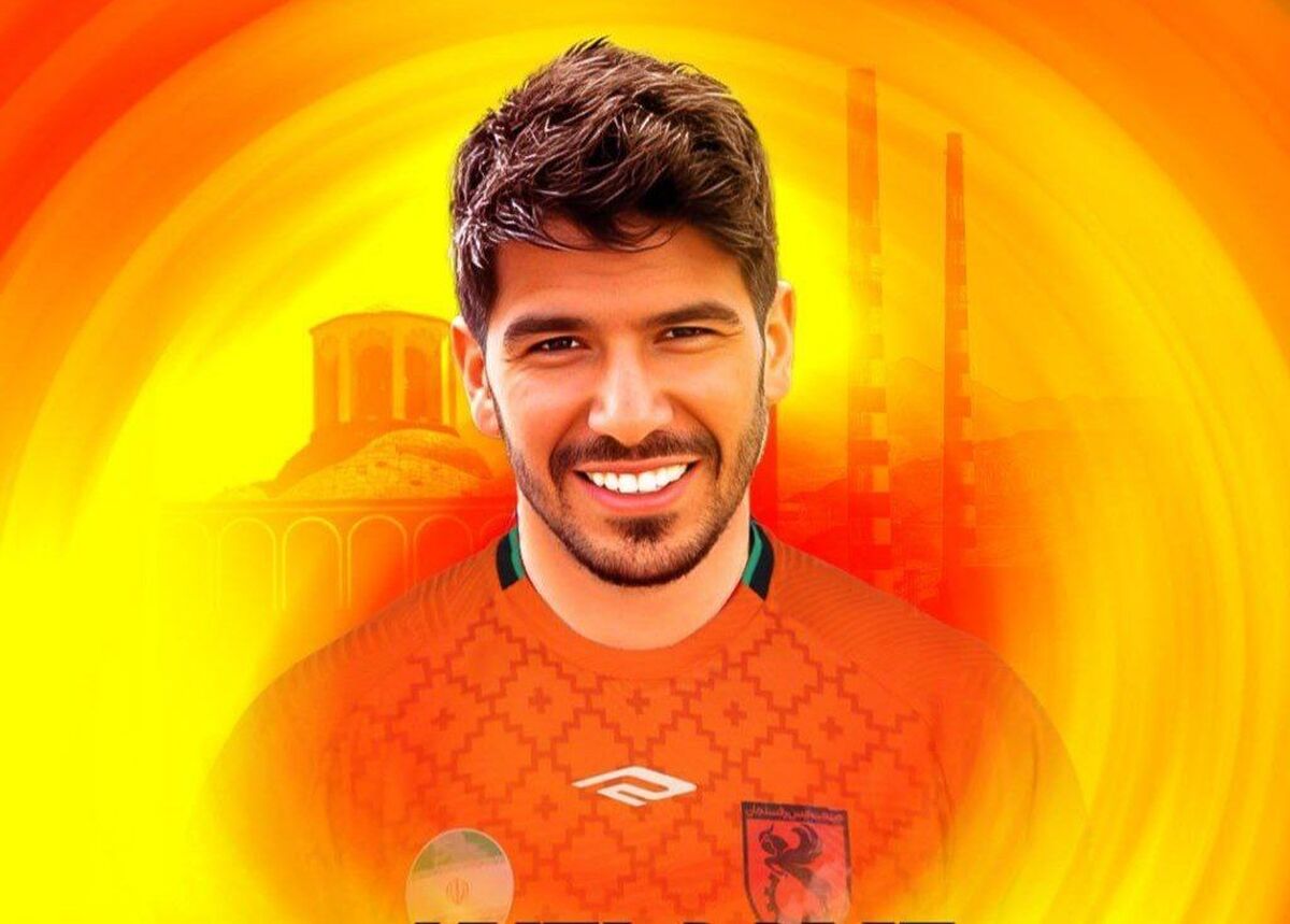 مدافع پیکان شاگرد خطیبی شد