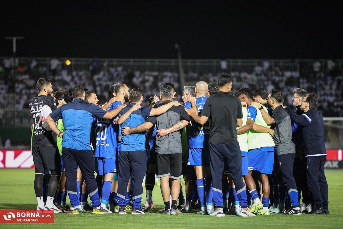 استقلال با برج آزادی در نقش جهان!