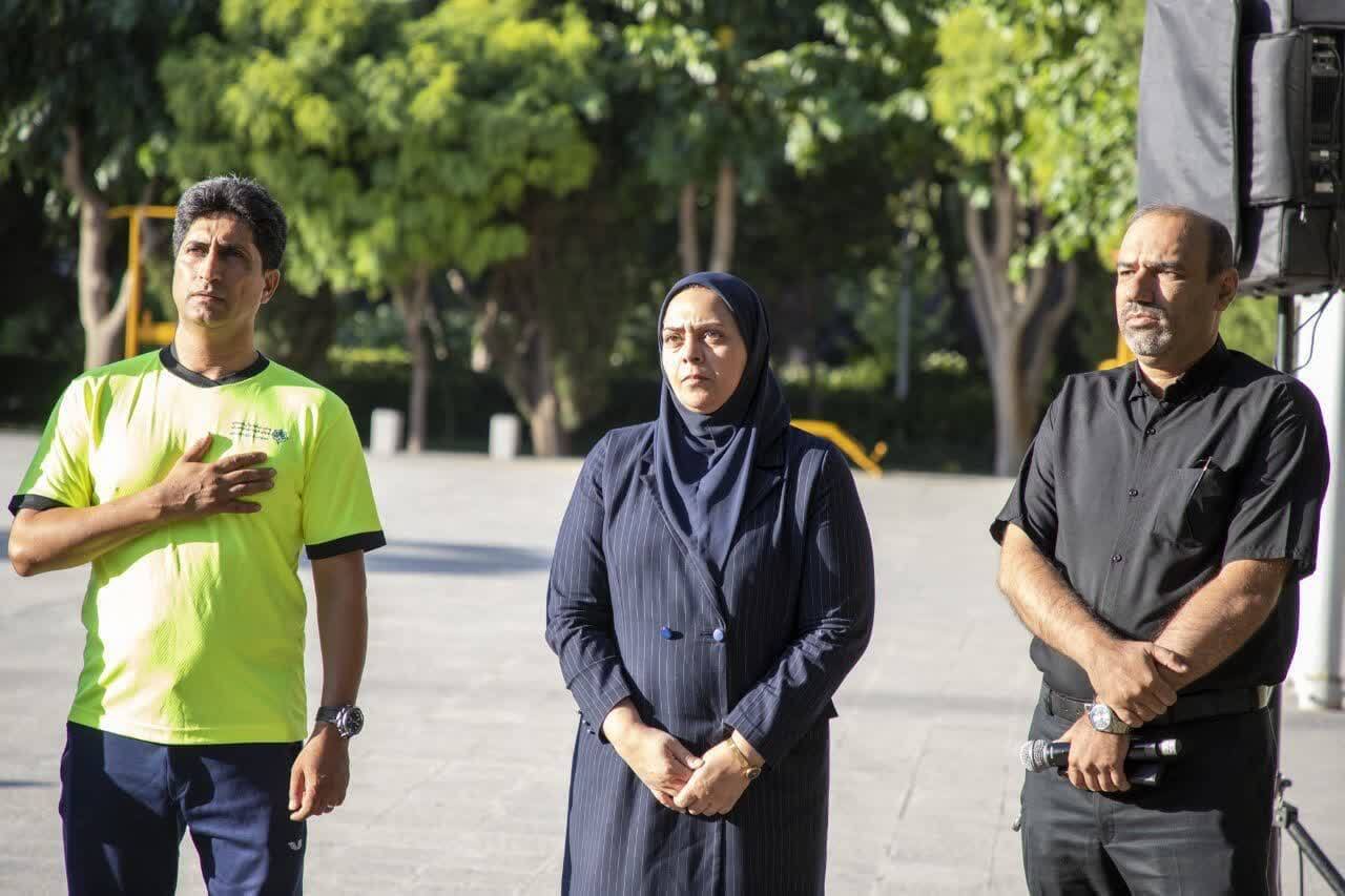 همایش پیادهروی «گامهای عاشقانه» در اصفهان همایش پیادهروی «گامهای عاشقانه» در اصفهان