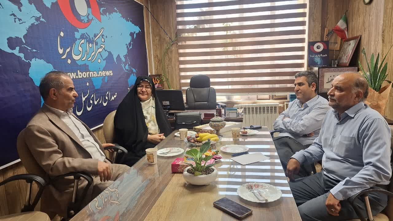 اعضای شورای شهر قزوین روز خبرنگار را تبریک گفتند 