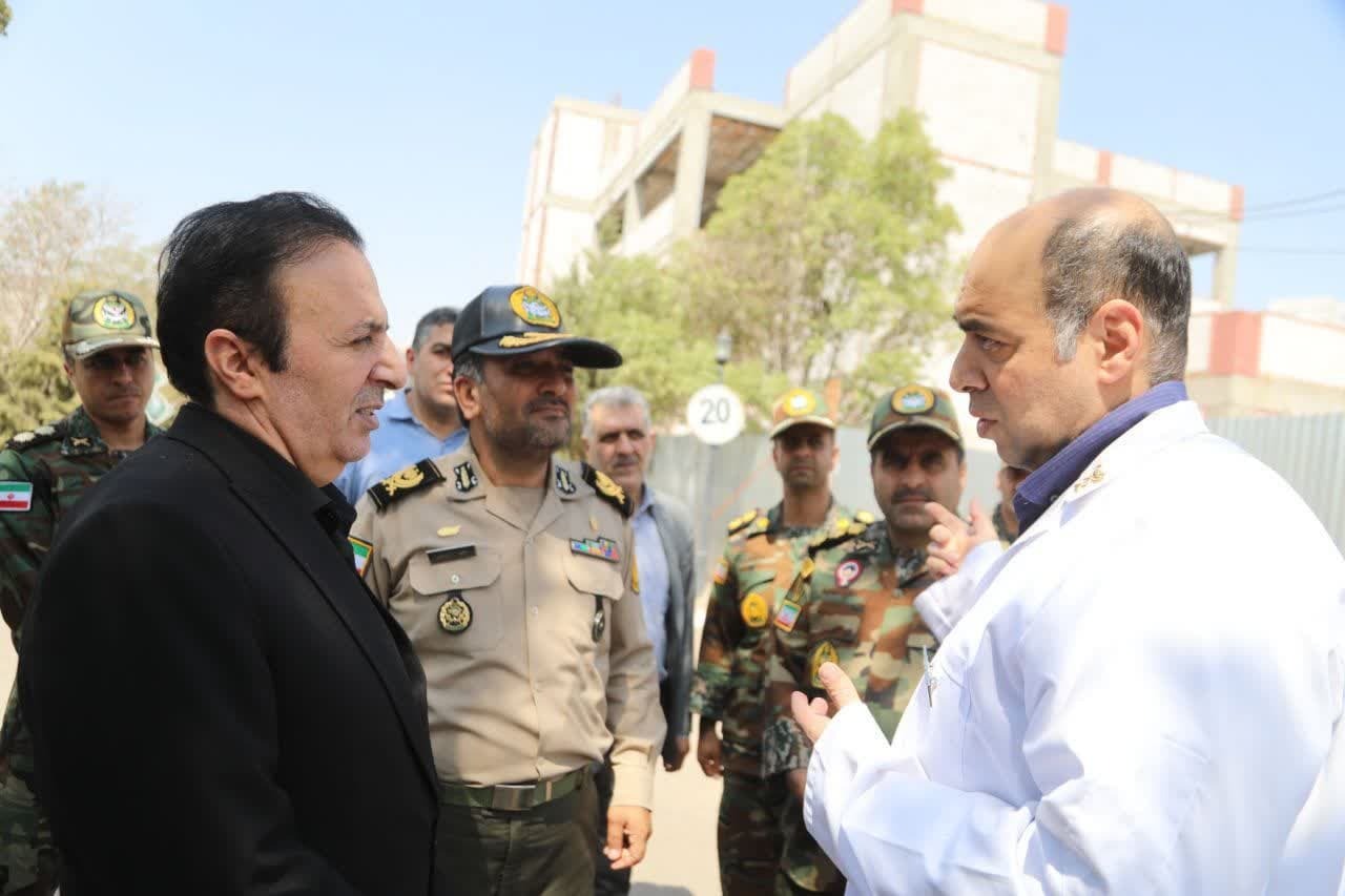 بازدید استاندار قزوین از قرارگاه عملیاتی لشکر ۱۶ زرهی بازدید استاندار قزوین از قرارگاه عملیاتی لشکر ۱۶ زرهی