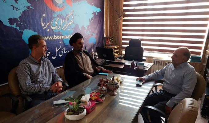 با تعریف پیوست رسانه ای در پروژه های مهم گردشگری قزوین موافقم