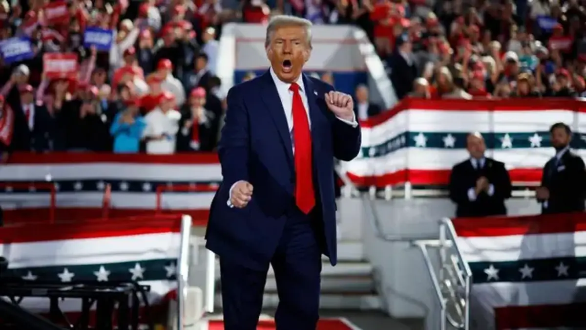 برایان کاکس: ترامپ نمونه یک شخصیت شرور است