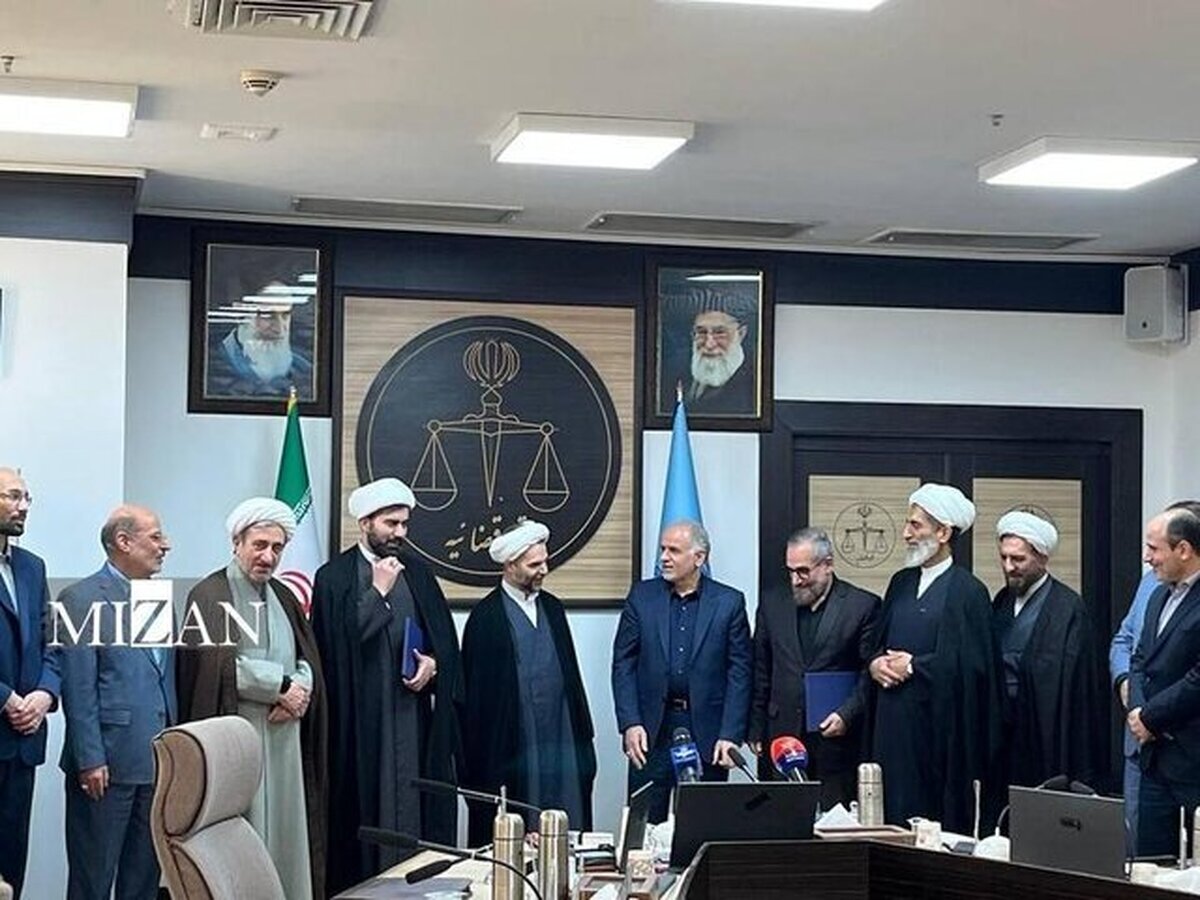 آیین تودیع و معارفه معاون حقوقی و امور مجلس قوه قضاییه برگزار شد