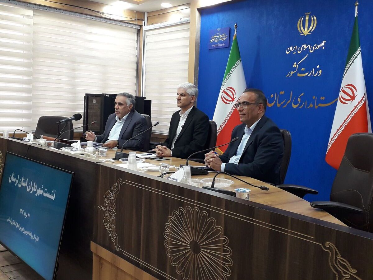 هشدار وانتقاد مدیرکل امور اقتصاد و دارایی لرستان نسبت به هدررفت ۴۰۰ میلیارد ریالی اعتبار شهرداری ها