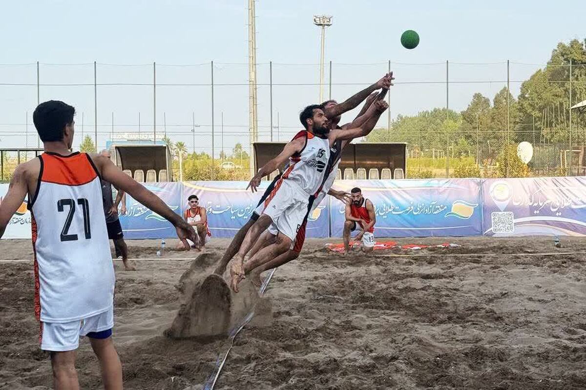 آراتایل اصفهان قهرمان لیگ برتر هندبال ساحلی ایران شد