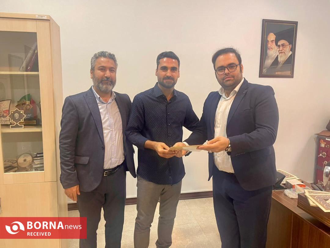 تجلیل از خبرنگاران شهرستان قدس بمناسبت روز و هفته خبرنگار تجلیل از خبرنگاران شهرستان قدس بمناسبت روز و هفته خبرنگار