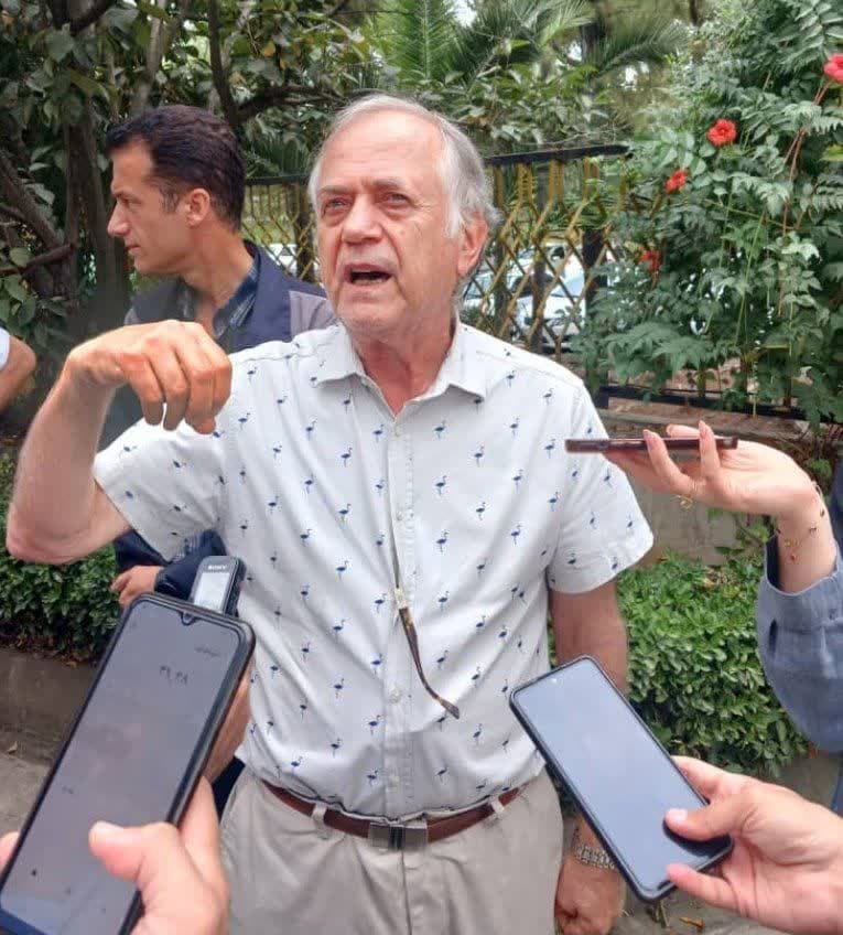 بازدید خبرنگاران از چند واحد تولیدی شهر صنعتی رشت بازدید خبرنگاران از چند واحد تولیدی شهر صنعتی رشت