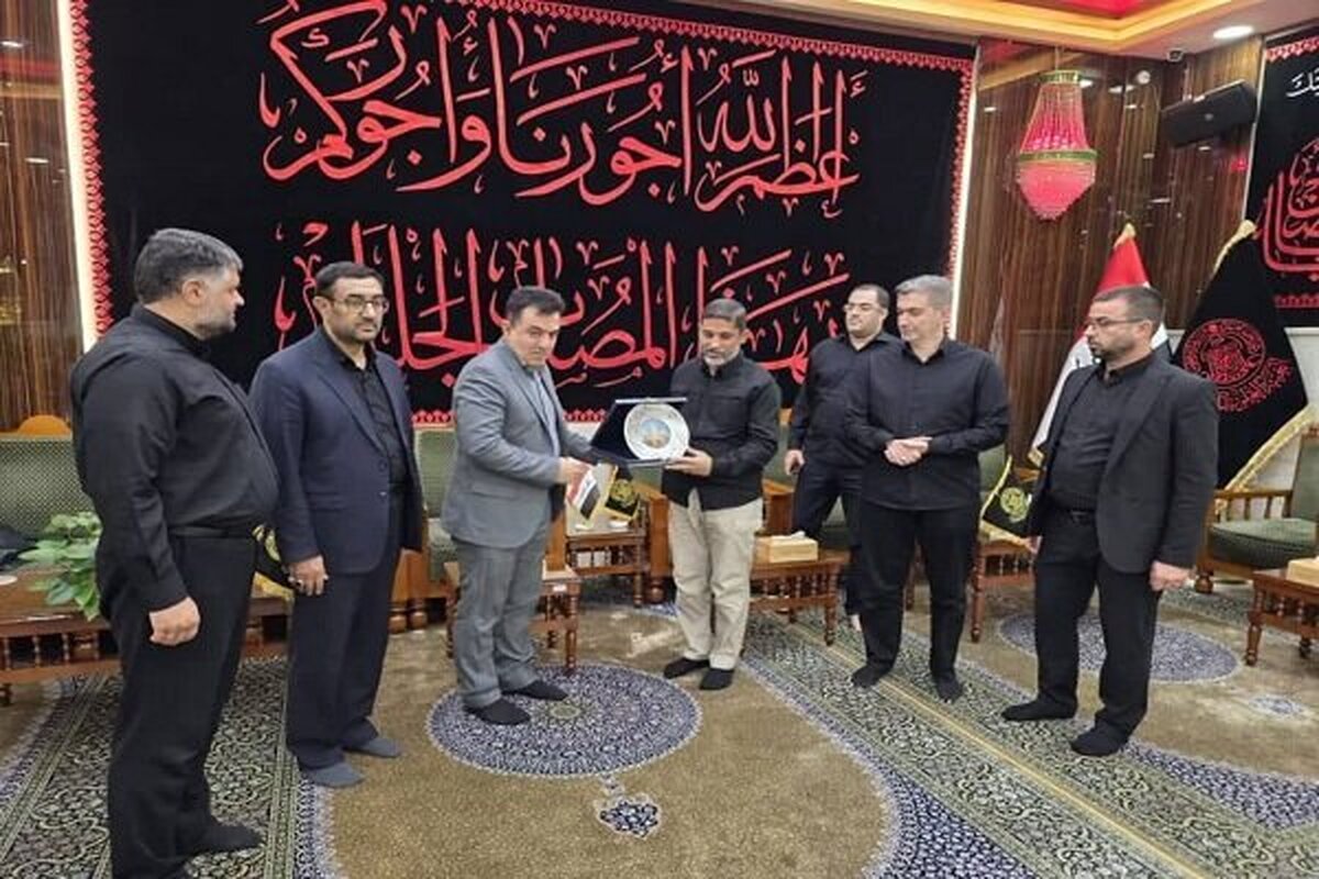 تکریم نقش و نام علامه ‌امینی(ره) در حرم امیرالمومنین(ع)