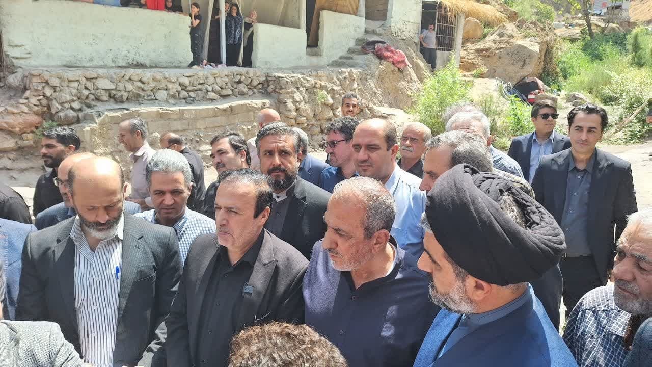 دیدار صمیمی استاندار قزوین با مردم روستای زیتک و یله گنبد 