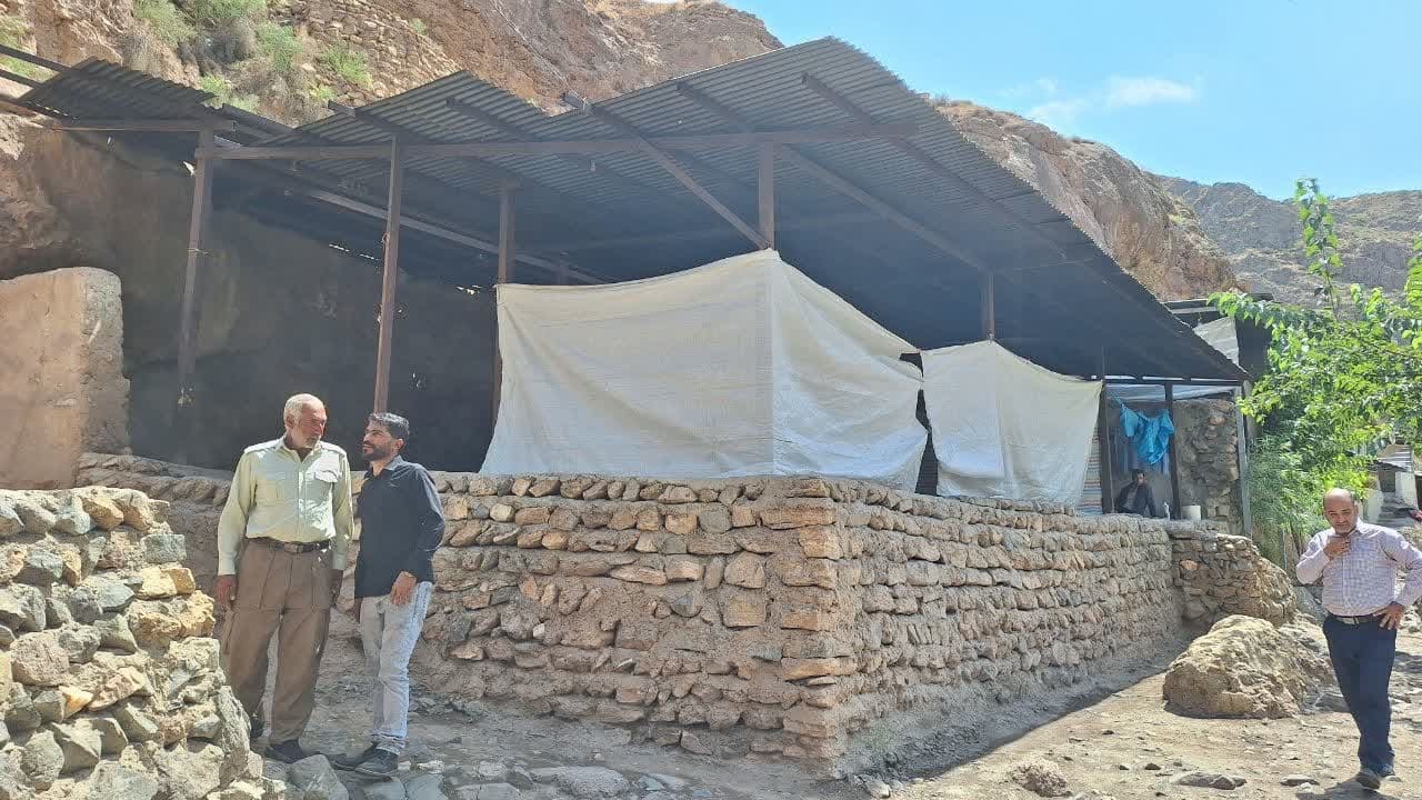 دیدار صمیمی استاندار قزوین با مردم روستای زیتک و یله گنبد 