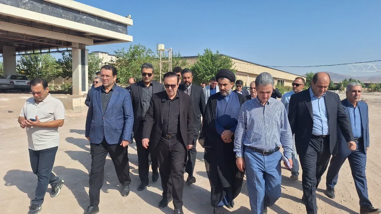 دیدار صمیمی استاندار قزوین با مردم روستای زیتک و یله گنبد 