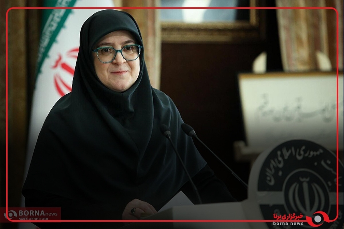 مهاجرانی: رئیس‌جمهور بر بهبود صنایع و حرکت به سمت رویکردهای علمی و فناورانه تأکید دارد