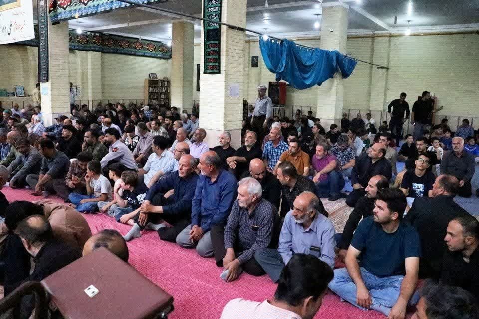 خبرنگاران با نقد منصفانه به توسعه شهرستان کمک کنند