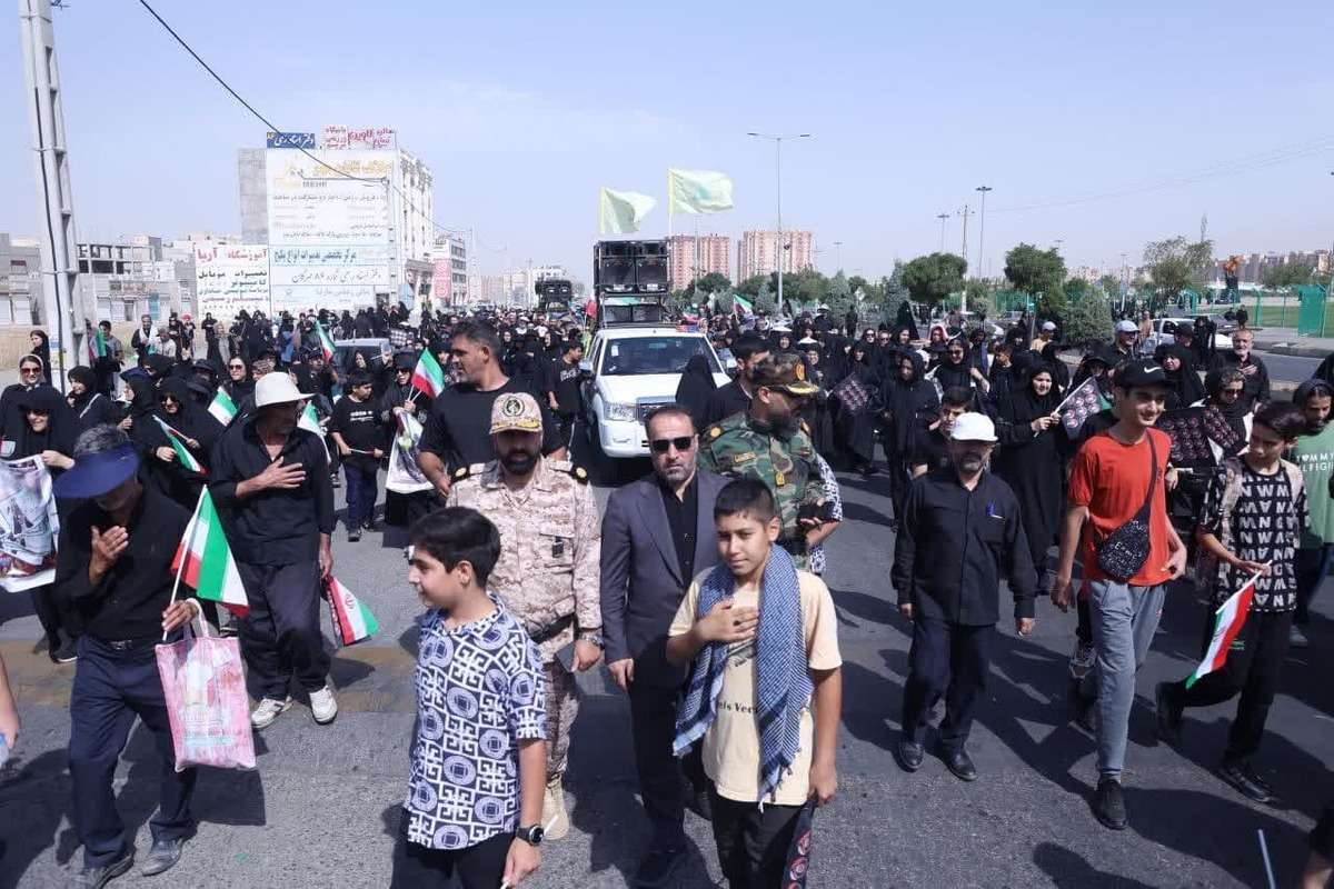 آغاز راهپیمایی باشکوه دلدادگان و جاماندگان اربعین در مهرگان و محمدیه  