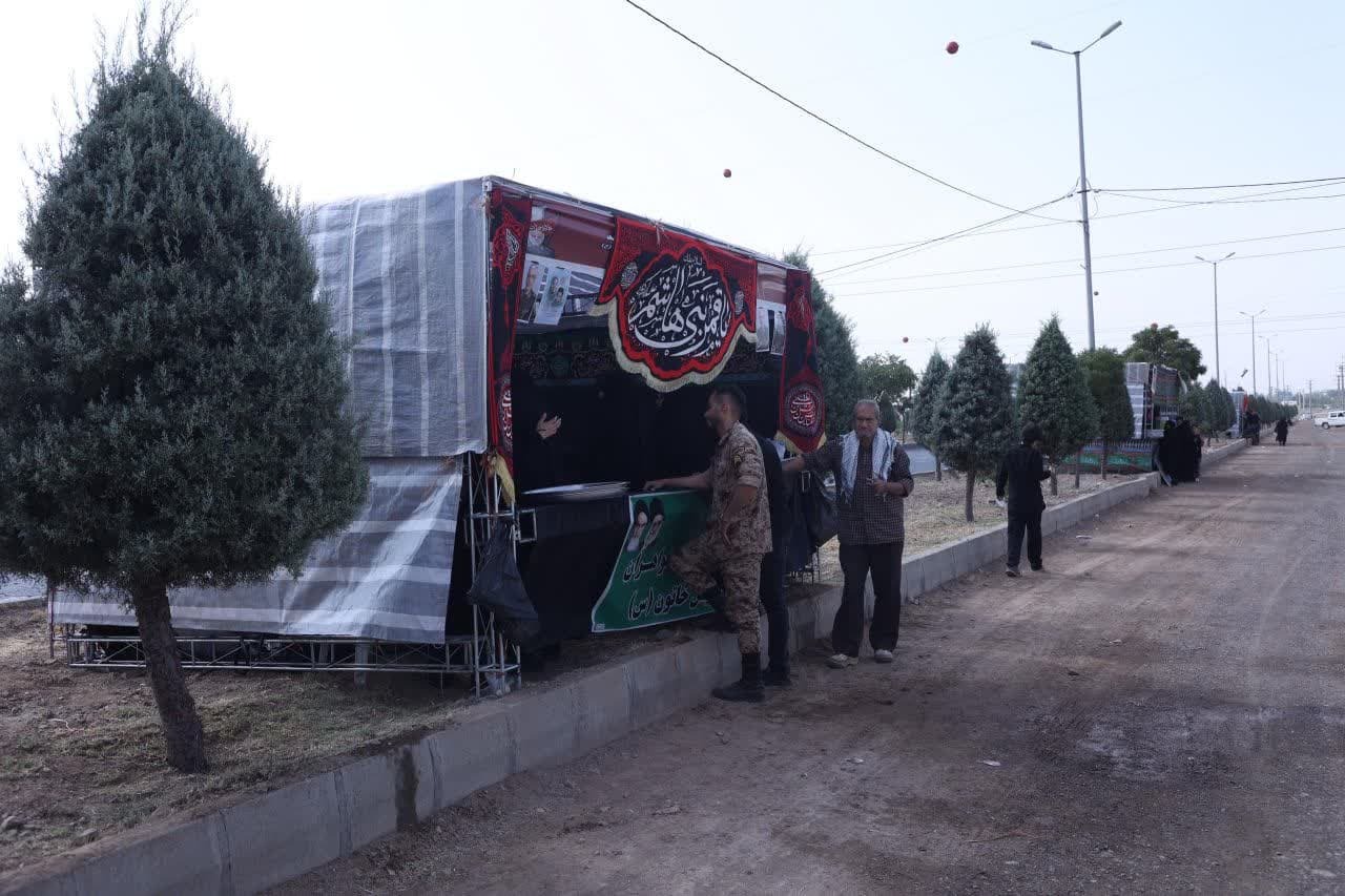 آغاز راهپیمایی باشکوه دلدادگان و جاماندگان اربعین در مهرگان و محمدیه  