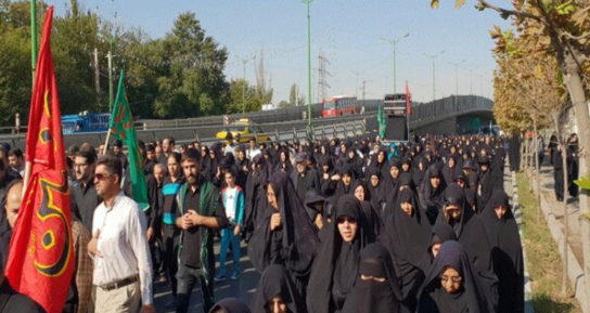 پیاده روی جاماندگان اربعین در قزوین برگزار شد پیاده روی جاماندگان اربعین در قزوین برگزار شد