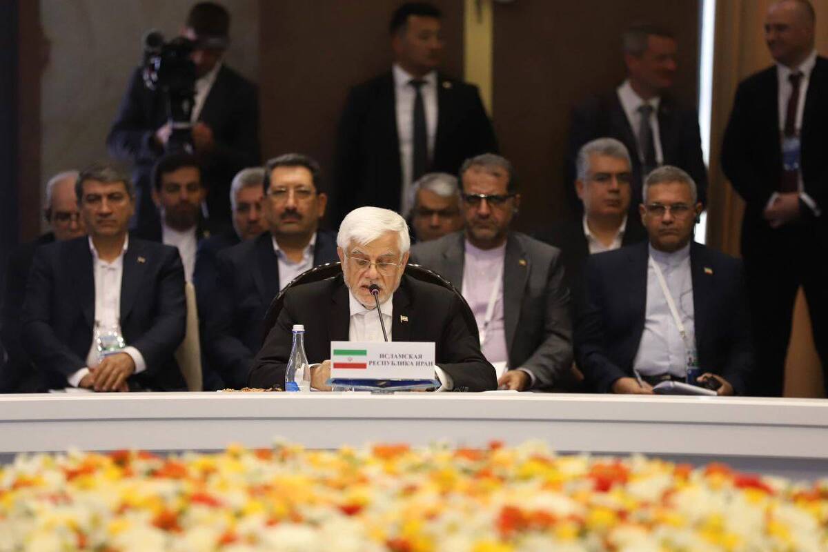 عارف: مداخلات خارج از منطقه در منطقه کمکی به امنیت پایدار نخواهد کرد