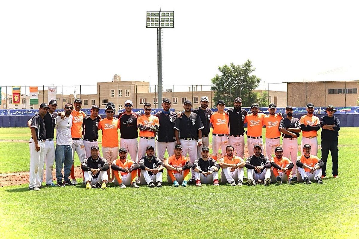 پیروزی شیرین تیم بیسبال اصفهان مقابل طیف تهران در کرج