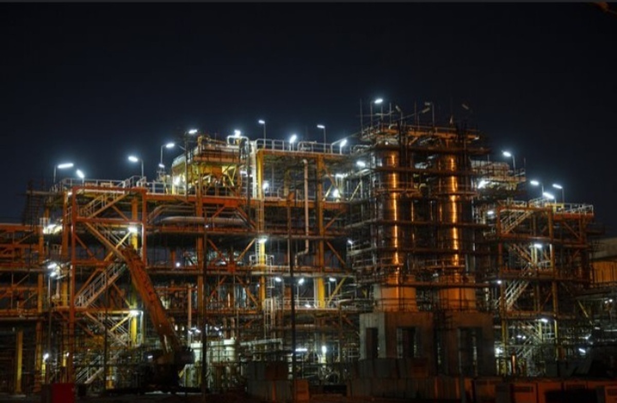 طرح جمع‌آوری گازهای همراه در ایلام ماندگار و ارزشمند است