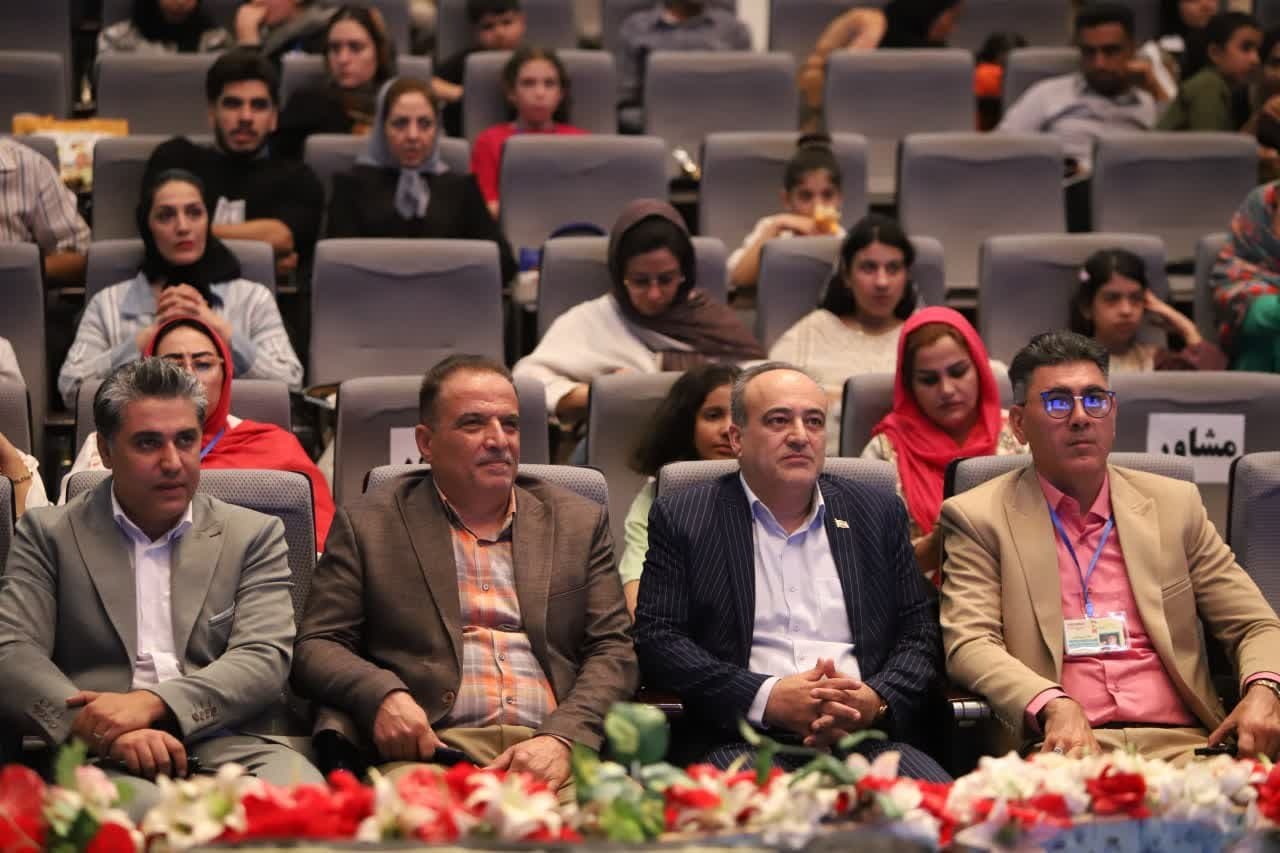 قزوین، میزبان شایسته ای در چهارمین جشنواره ملی سیمرغ سخن بود