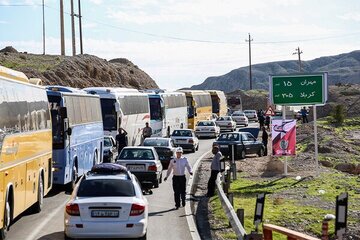 بازگشت روان زائران اربعین از مرز مهران به قزوین 