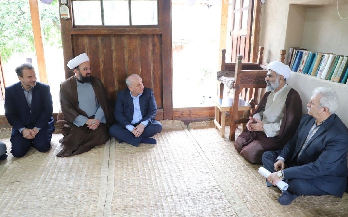 دیدار استاندار مازندران با بیت حضرت آیت‌الله کوهستانی؛ تجدید خاطره با دو چهره مردمی و ماندگار