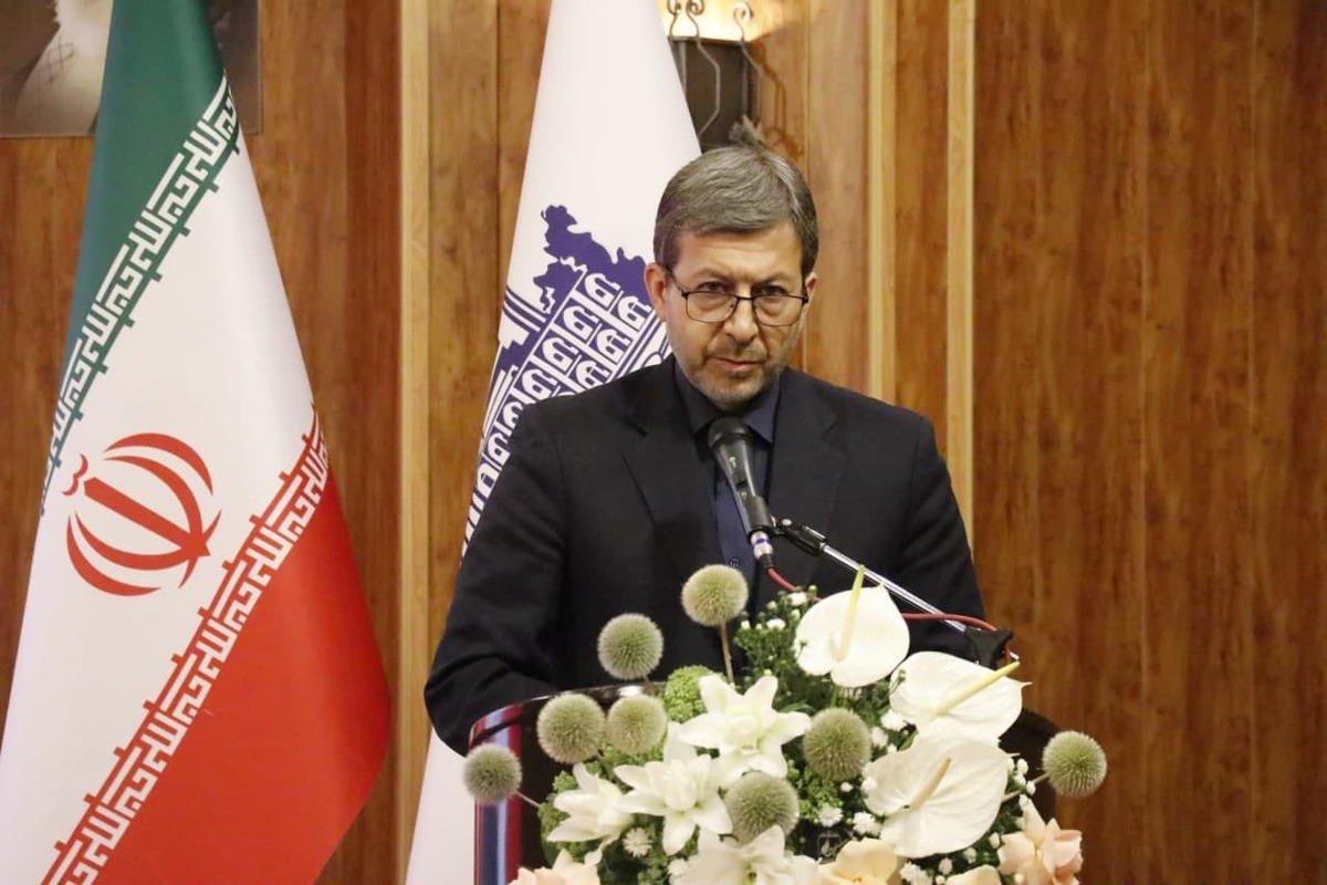 استاندار اصفهان: دغدغه اصلی ما حمایت از هنرمندان در شرایط سخت اقتصادی و بین‌المللی است