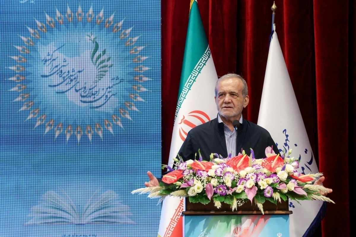 پزشکیان: هیچ نهادی مهم‌تر از مدرسه برای ساخت آینده کشور وجود ندارد