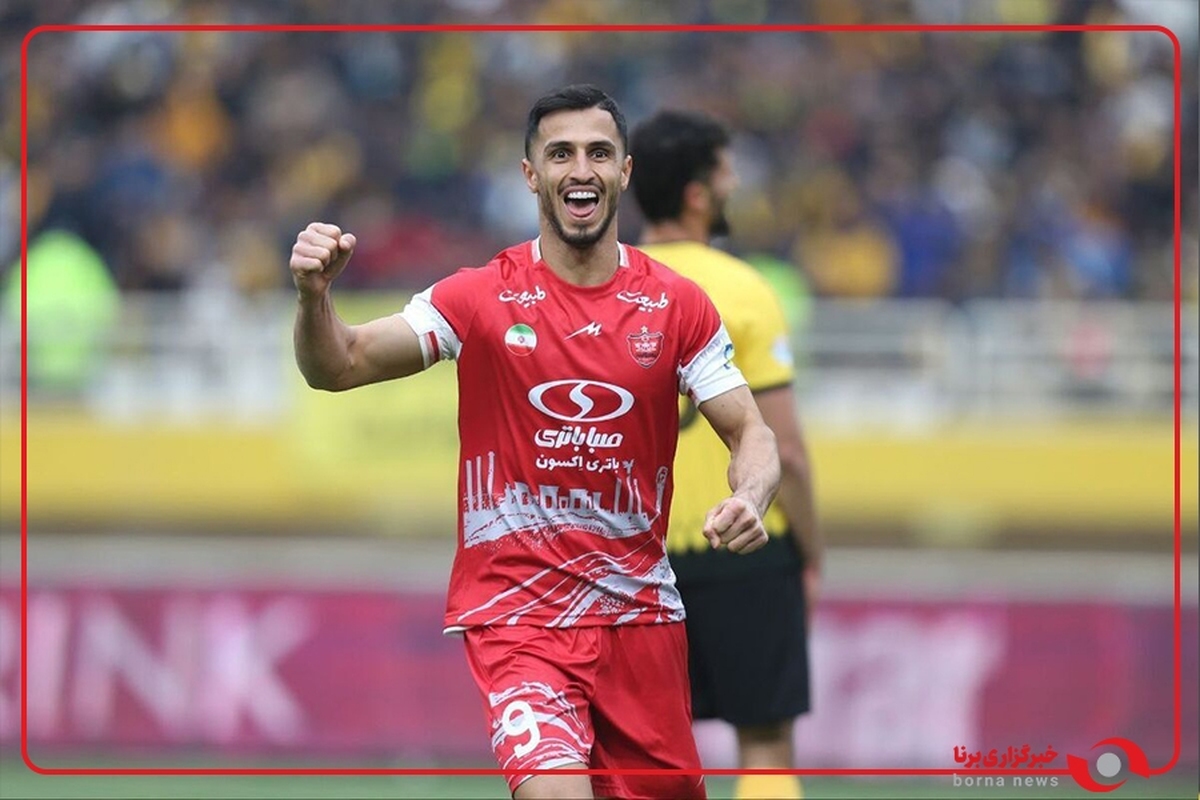 گل اول پرسپولیس توسط علیپور در دقیقه 90+4