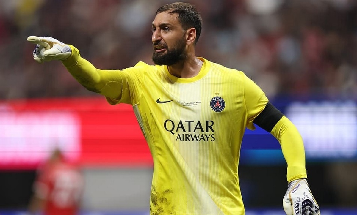 رونی: عدم جذب دوناروما توسط منچستریونایتد یعنی دیوانگی!