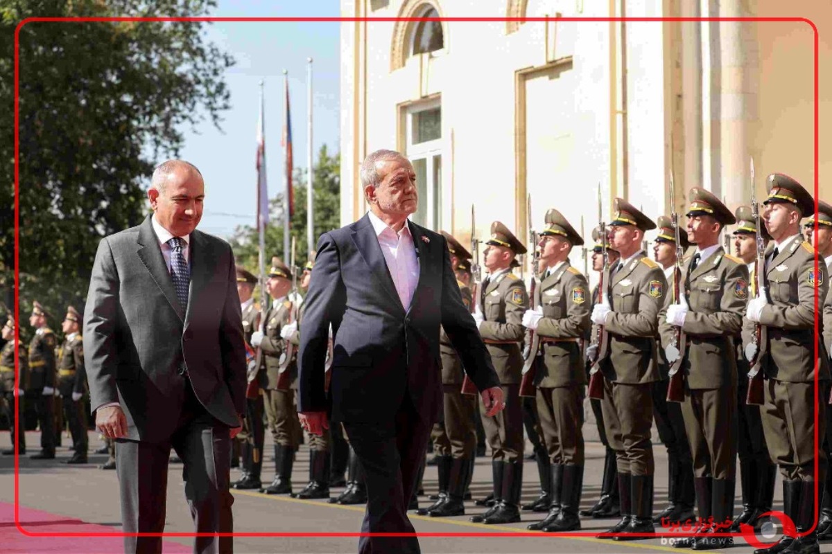 مراسم استقبال رسمی از رئیس‌جمهور ایران در ارمنستان