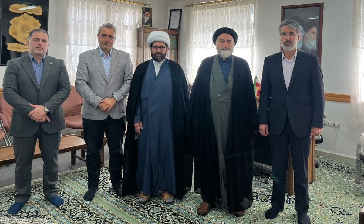 از دیدار مدیرکل ورزش و جوانان استان با امام جمعه تا ملاقات چهره به چهره با مردم غرب استان در نوشهر