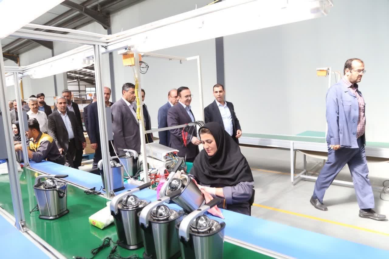 بازدید استاندار قزوین از شهرک صنعتی آراسنج بویینزهرا بازدید استاندار قزوین از شهرک صنعتی آراسنج بویینزهرا