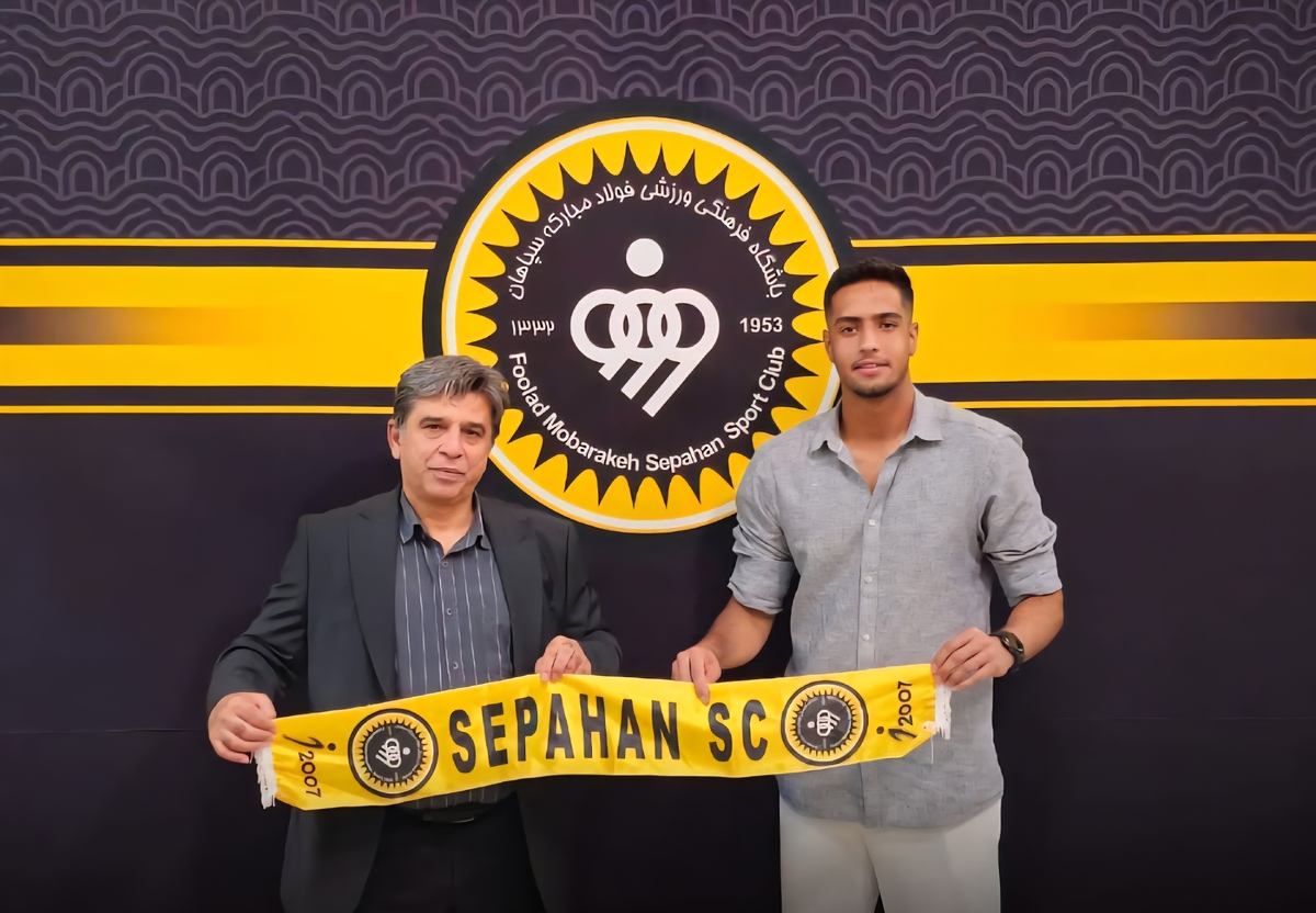 گلر تیم ملی امید به سنگر سپاهان رسید