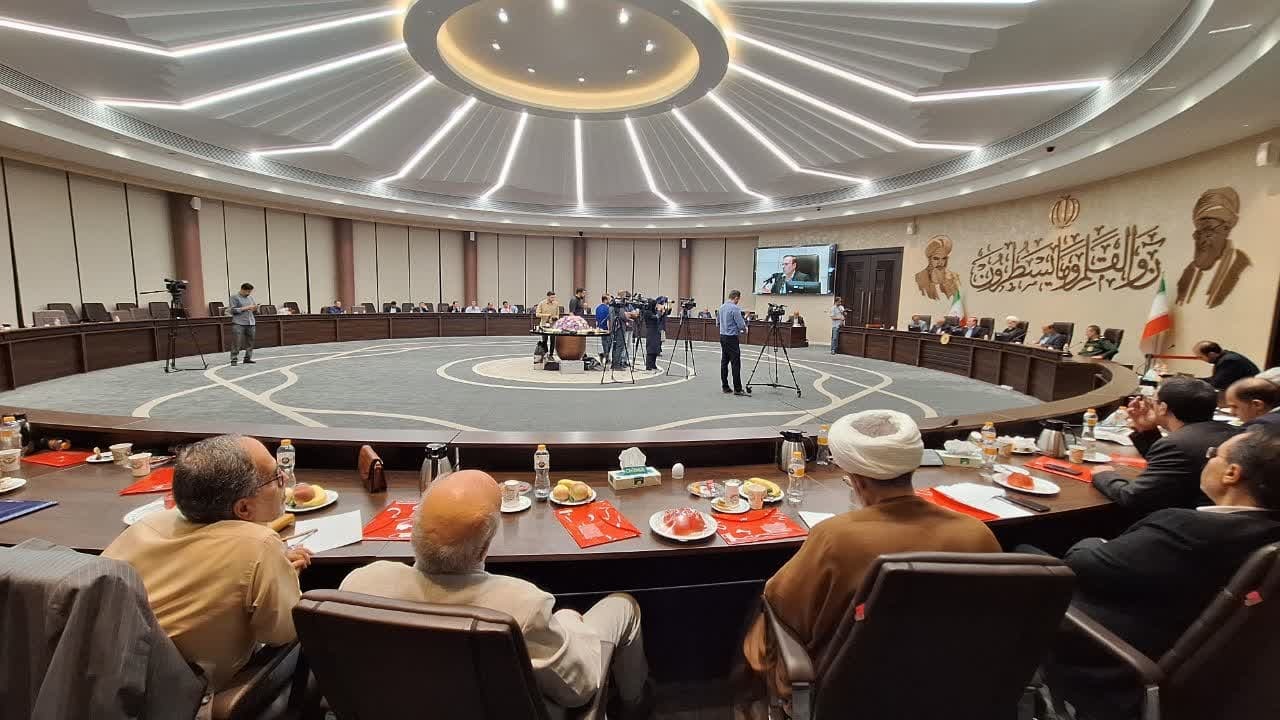 صنعت هسته ای متوقف نمی شود/ از نظر تجهیزات و شهادت دانشمندان هسته ای آسیب زیادی دیدیم صنعت هسته ای متوقف نمی شود/ از نظر تجهیزات و شهادت دانشمندان هسته ای آسیب زیادی دیدیم