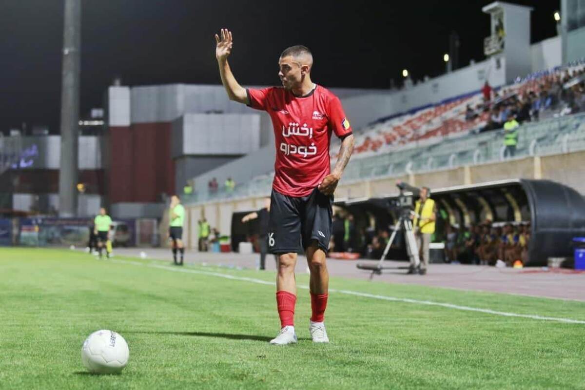 پیغام کنایه آمیز ستاره تراکتور همه را متعجب کرد