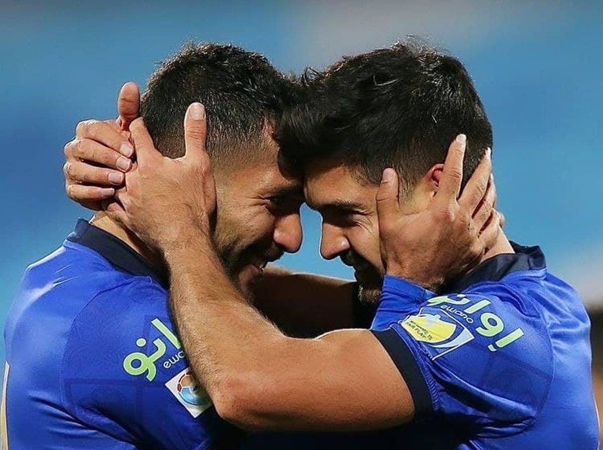 یک آبی پوش باشگاه استقلال را تهدید کرد!