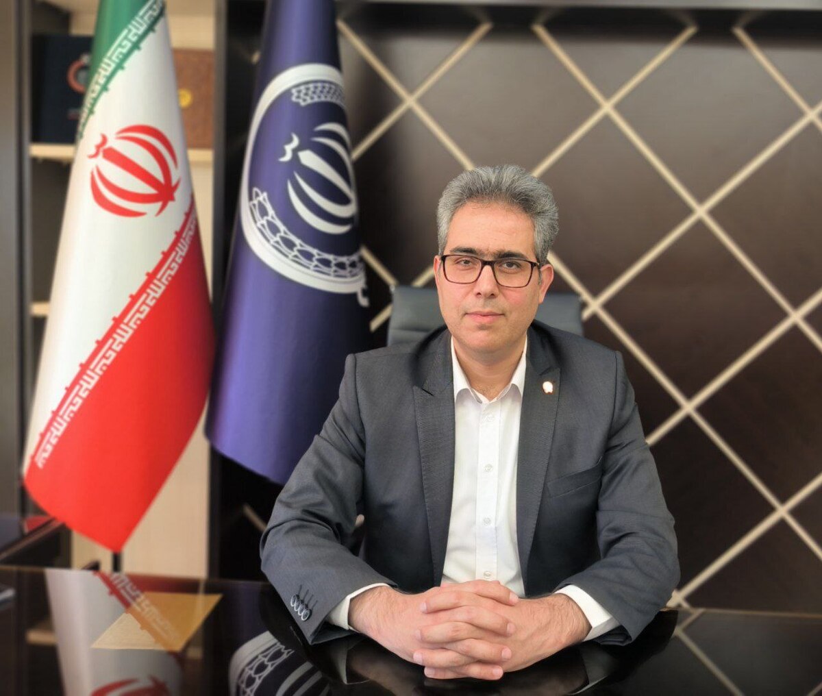 اعطای تسهیلات فوری دو میلیارد ریالی به کسبه و مغازه داران حادثه دیده پاساژ آشنا در سنندج