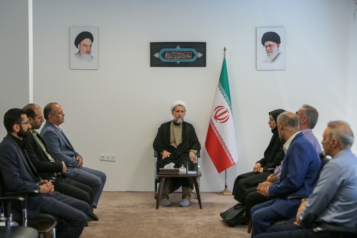 ورزش موجب تقویت روح و جسم انسان می شود و توجه به آن ضروری است