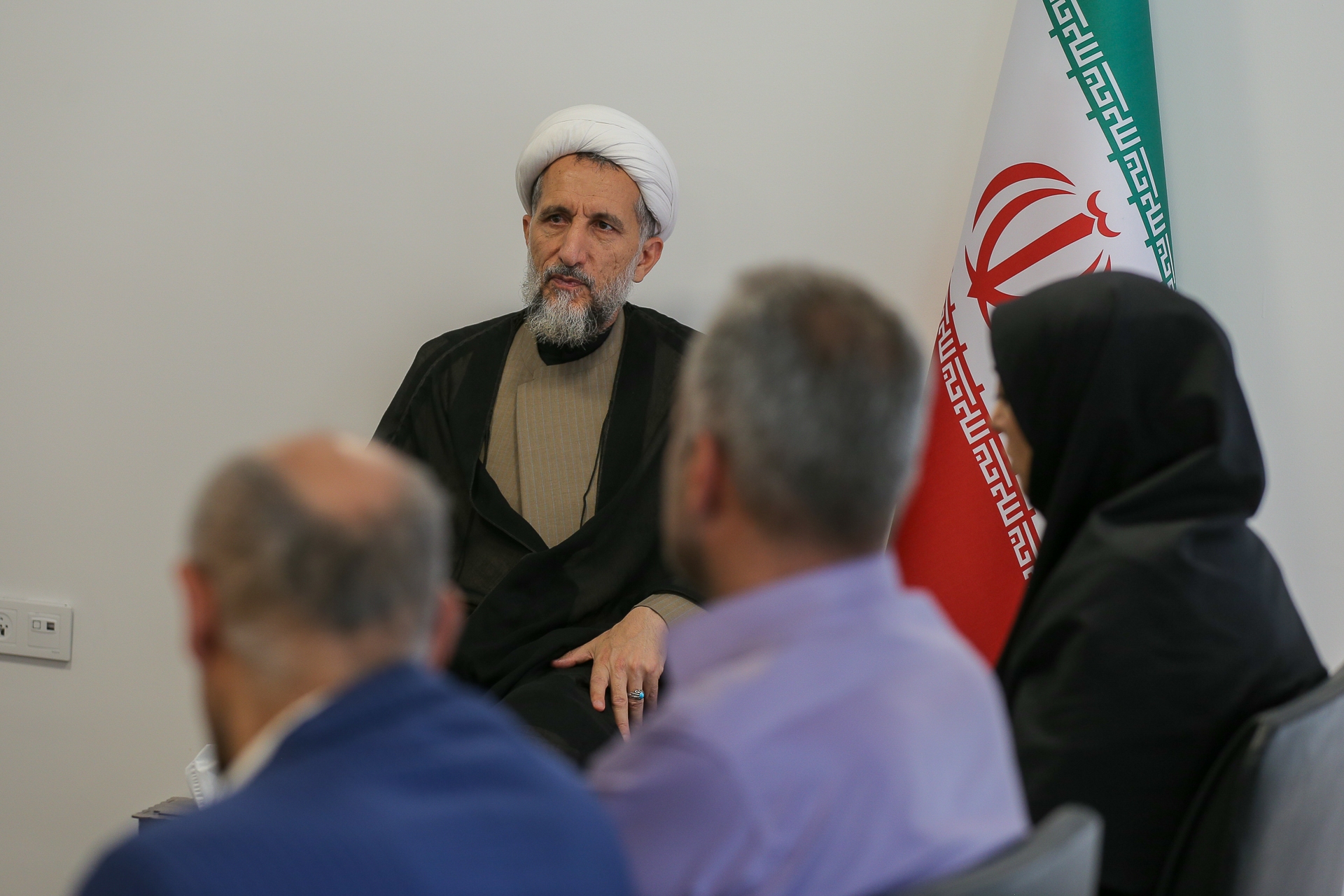 ورزش موجب تقویت روح و جسم انسان می شود و توجه به آن ضروری است