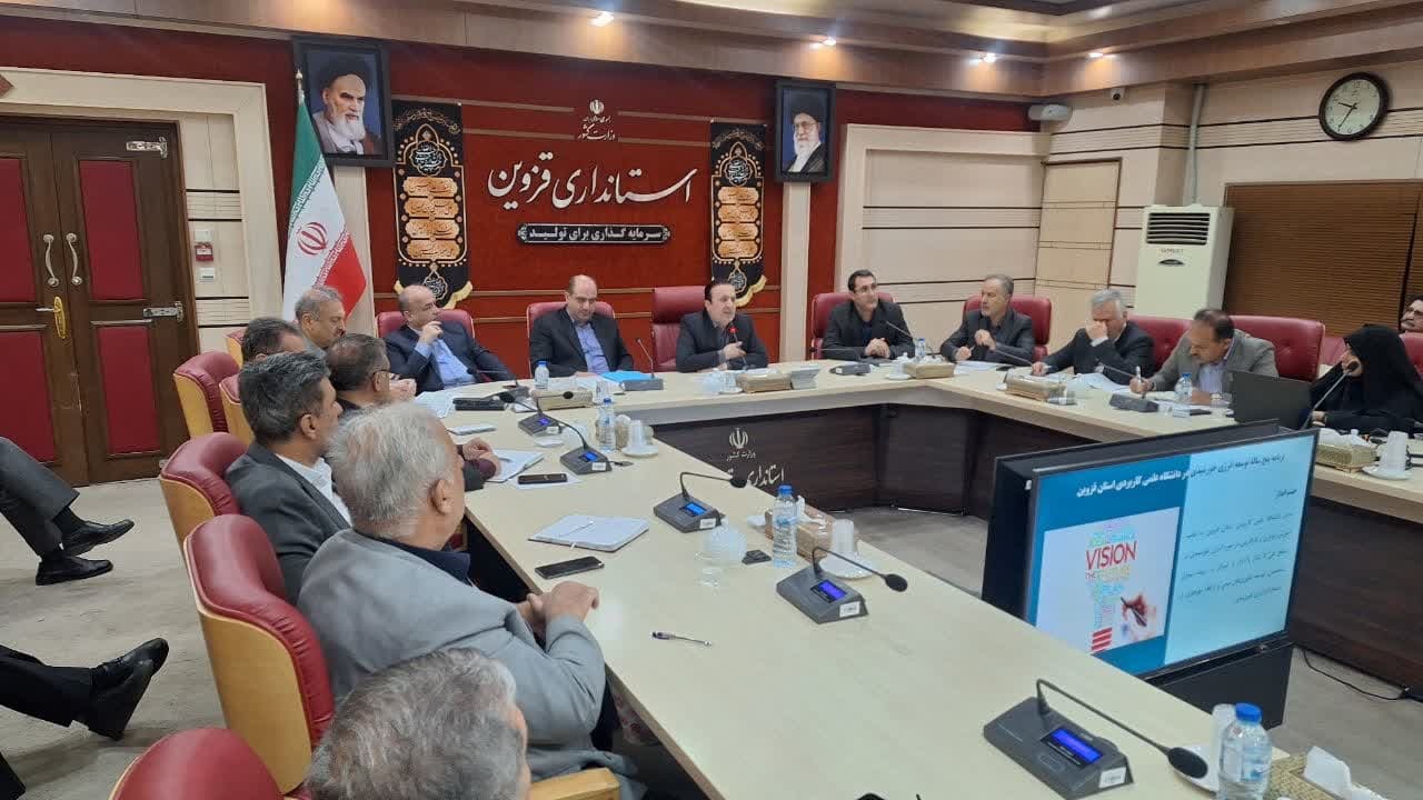 نوذری: دانشگاهها برای تربیت نیروی ماهر و حل مشکلات برنامه مدون داشته باشند/ مردم در مصرف آب صرفه جویی کنند