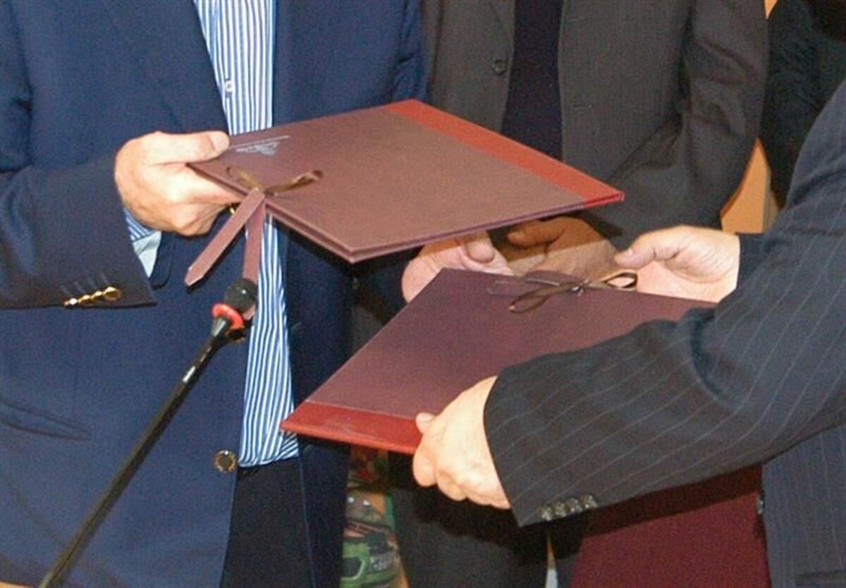 راه‌اندازی سامانه جامع قراردادهای داخلی صنعت نفت