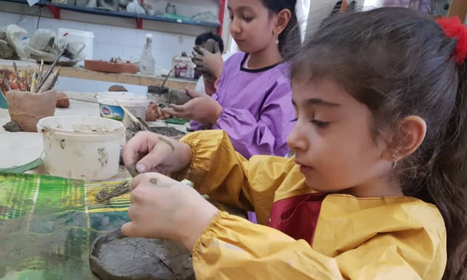 برگزاری دوره آموزشی سفالگری برای کودکان در عمارت تاریخی داعی