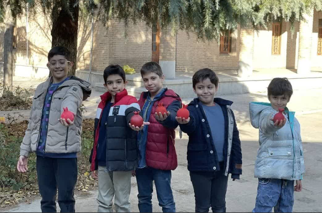 برگزاری دوره آموزشی سفالگری برای کودکان در عمارت تاریخی داعی