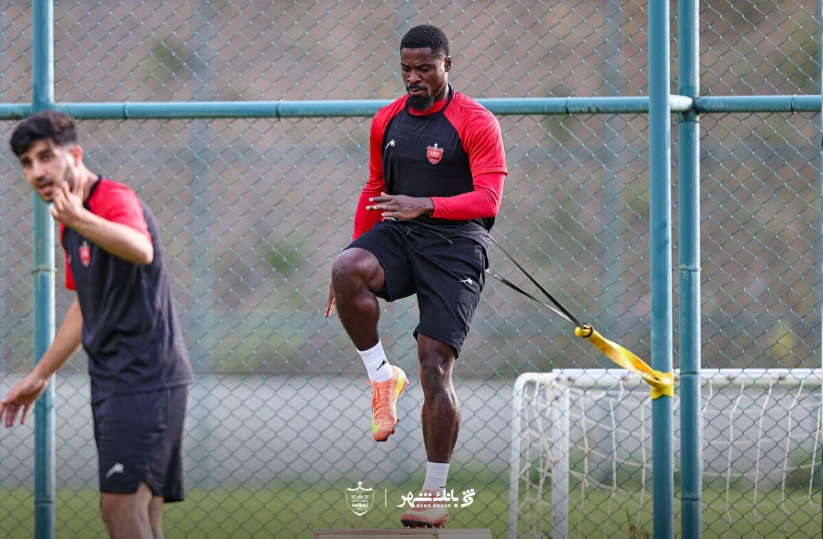 برگزاری تمرین روز شنبه پرسپولیس با حضور مدافع خارجی و دو مصدوم