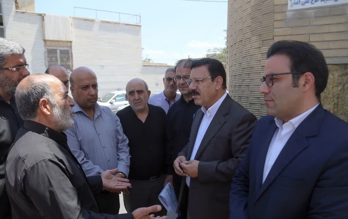 بازدید معاون استاندار از محله سنجران تبریز و تاکید بر ساماندهی فوری