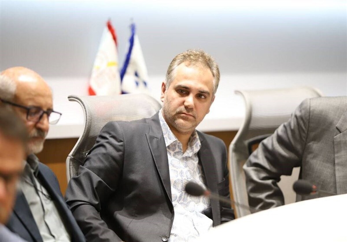 روشنک: سوپرجام در تاریخ مقرر برگزار می‌شود/ تراکتور مقابل استقلال از میزبانی محروم است