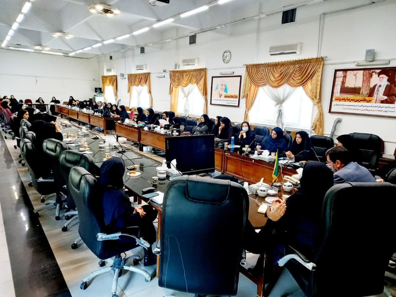 فرماندار قزوین: تامین امنیت اجتماعی مهمترین مطالبه بانوان است