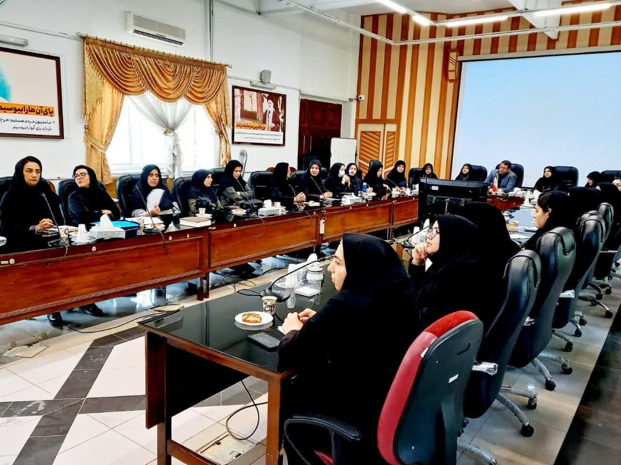 فرماندار قزوین: تامین امنیت اجتماعی مهمترین مطالبه بانوان است